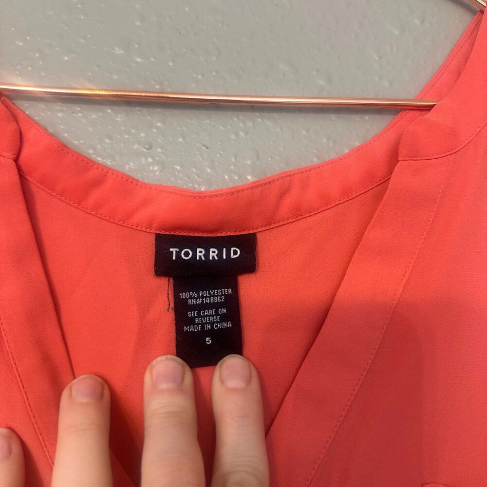 Torrid georgette sleeveless coral blouse size 5X - Picture 5 of 6